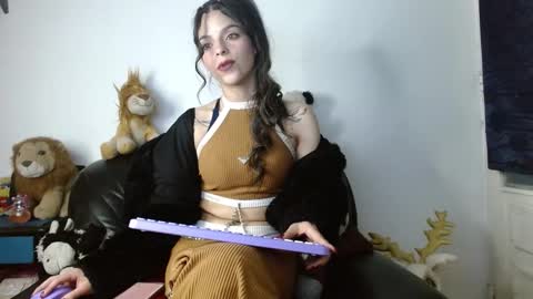 Snapshot of shantal_houston chatting on 16, 3, 2026 Shantal online show from 16, 3, 2026