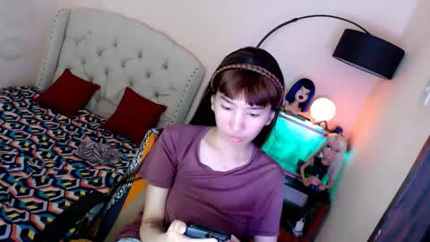 SHANTA FOX  s online show from 30, 10, 2025