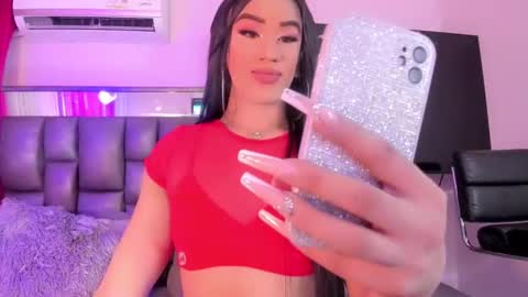 Snapshot of shantalgirs01 chatting on 31, 12, 2024 Shantal girls online show from 31, 12, 2024