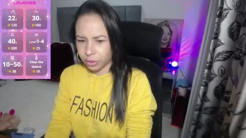 Shantal  online show from 16, 10, 2025