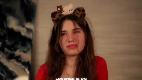 Snapshot of shapasser chatting on 1, 11, 2025 Ivy online show from 1, 11, 2025