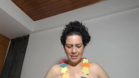 Snapshot of sharickleon11 chatting on 22, 10, 2025 sharickleon11 online show from 22, 10, 2025