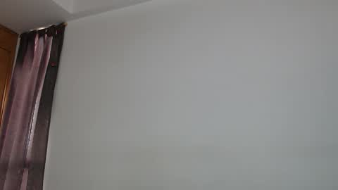 Snapshot of sharickleon11 chatting on 23, 10, 2025 sharickleon11 online show from 23, 10, 2025