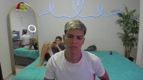 Snapshot of shark_boy21 chatting on 20, 12, 2025 shark_boy21 online show from 20, 12, 2025