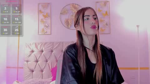 Snapshot of sharktitiare_ chatting on 3, 3, 2026 sharktitiare_ online show from 3, 3, 2026