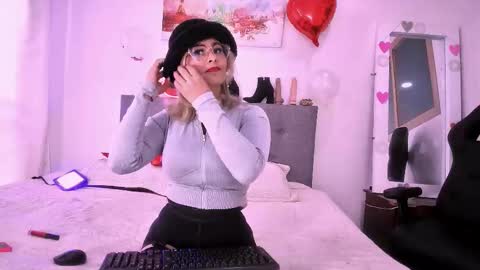 sharlott_3 online show from 17, 2, 2026