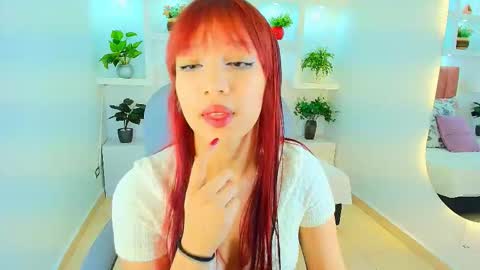 Snapshot of sharon_rosse__ chatting on 21, 11, 2025 sharon_rosse__ online show from 21, 11, 2025
