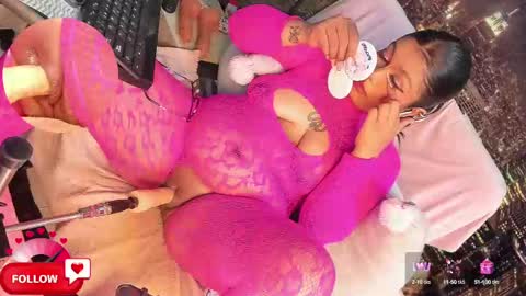 INDEPENDENT MODEL  ITS JUST YOU  ME online show from 27, 2, 2025