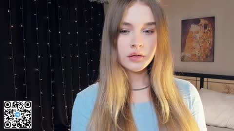 Snapshot of sheenaeast chatting on 29, 12, 2024 Violet online show from 29, 12, 2024