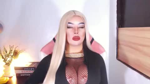 Snapshot of sheenafrost chatting on 15, 3, 2026 sheenafrost online show from 15, 3, 2026