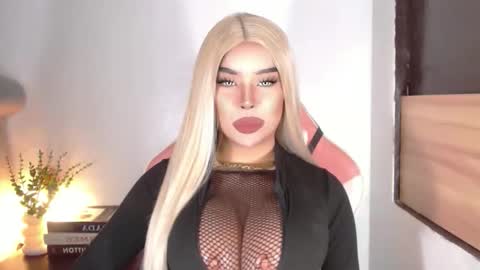 Snapshot of sheenafrost chatting on 15, 3, 2026 sheenafrost online show from 15, 3, 2026