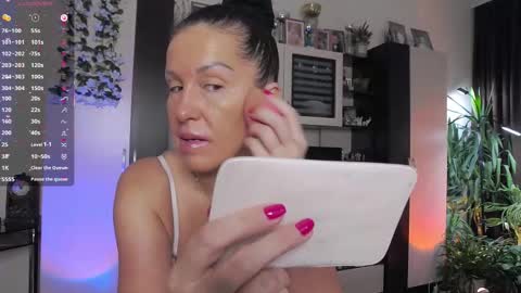 Sheila GMT 2 Tuesday Wednesday Friday Saturday Sunday- 8  5  online show from 10, 3, 2026