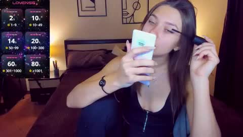 Alexis online show from 1, 2, 2025