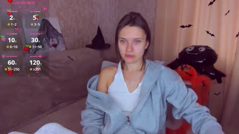 Alexis online show from 5, 11, 2025