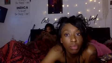 Lola online show from 25, 11, 2025