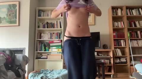 Snapshot of shekitty chatting on 2, 2, 2026 shekitty online show from 2, 2, 2026