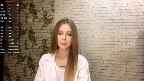 Jenny online show from 30, 10, 2025