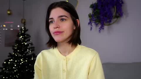 Snapshot of shelleyharn chatting on 22, 12, 2025 Alex online show from 22, 12, 2025