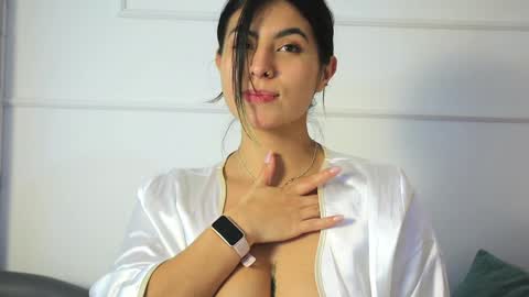  Transmission schedule Monday - Friday 715 am to 200 pm time Colombia  online show from 30, 12, 2024