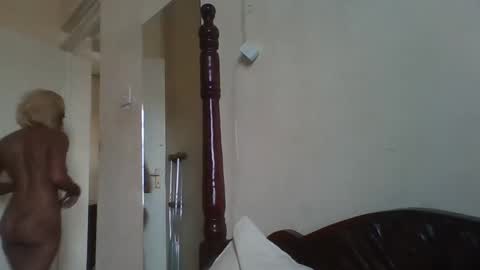 shellymadonna online show from 20, 10, 2025