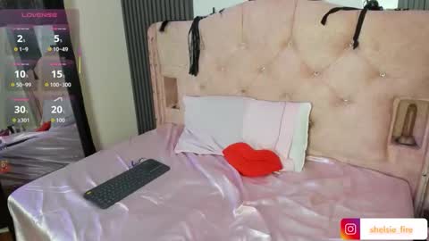 shelsie_fire online show from 24, 9, 2025
