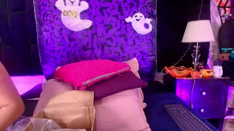 Shelsy online show from 28, 10, 2025