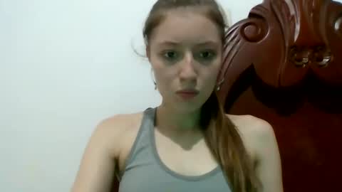 Snapshot of shelsyzevee_ chatting on 27, 10, 2025 shelsyzevee_ online show from 27, 10, 2025