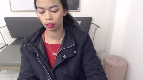 Shenna online show from 4, 12, 2024