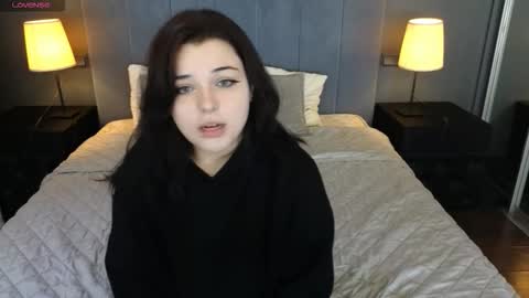 Snapshot of sheri_belton chatting on 16, 12, 2025 sheri_belton online show from 16, 12, 2025