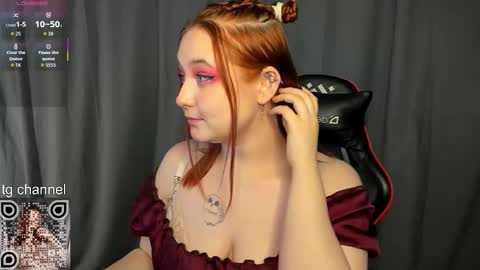 Snapshot of sherifka_ chatting on 16, 12, 2025 Anna online show from 16, 12, 2025