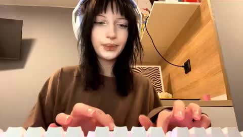 sherronauzat online show from 30, 11, 2025