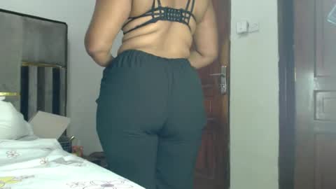 Snapshot of sherrysaa chatting on 16, 2, 2025 Sherry l online show from 16, 2, 2025