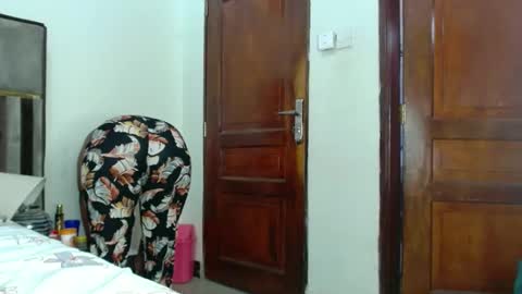 Snapshot of sherrysaa chatting on 17, 2, 2025 Sherry l online show from 17, 2, 2025