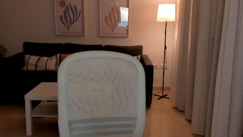shesleepsnaked online show from 6, 12, 2024