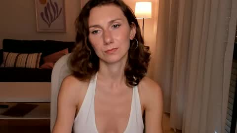 shesleepsnaked online show from 15, 12, 2024