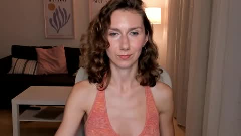 shesleepsnaked online show from 17, 12, 2024