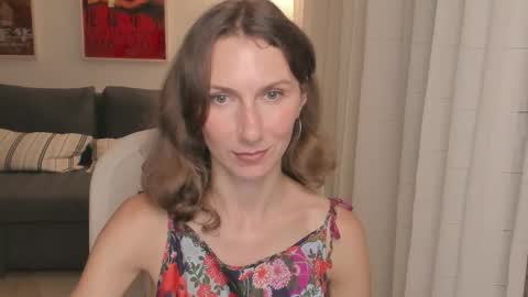 shesleepsnaked online show from 29, 9, 2025