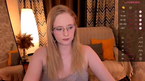 Hello guys my name is Aemilia online show from 6, 10, 2025