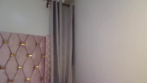 Shilla online show from 25, 10, 2025