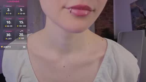 Snapshot of shine_vivi chatting on 26, 3, 2026 Vivi online show from 26, 3, 2026