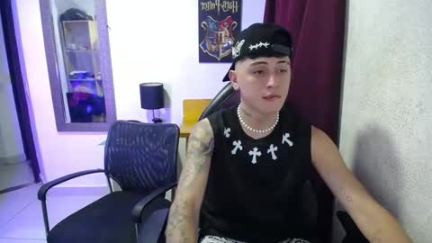 Snapshot of shining_star69 chatting on 15, 11, 2025 shining_star69 online show from 15, 11, 2025