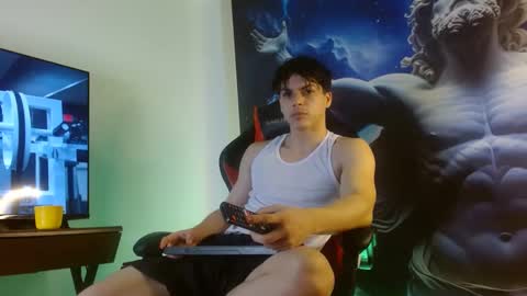 Snapshot of shinobi_grey chatting on 8, 1, 2025 .. shinobi .. online show from 8, 1, 2025