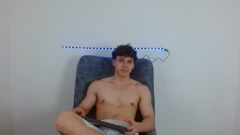 Snapshot of shinobi_grey chatting on 6, 3, 2025 .. shinobi .. online show from 6, 3, 2025