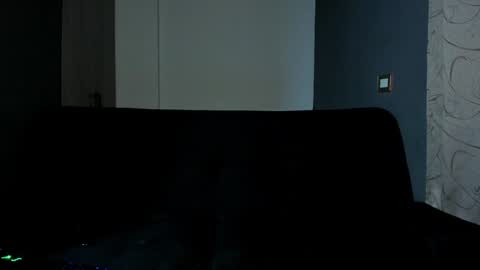 Elliot online show from 1, 2, 2025