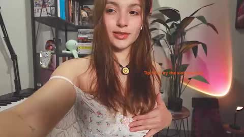 Snapshot of shiny_day chatting on 11, 9, 2025 Next stream 3 Dic 2024 - Start 1900 Mountain Time MT online show from 11, 9, 2025