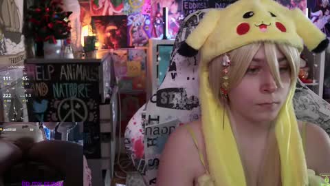 Snapshot of shirayuki_hime chatting on 5, 3, 2025 Im Lilu Rosenblum Guys I have ----Ill be glad to see you there online show from 5, 3, 2025