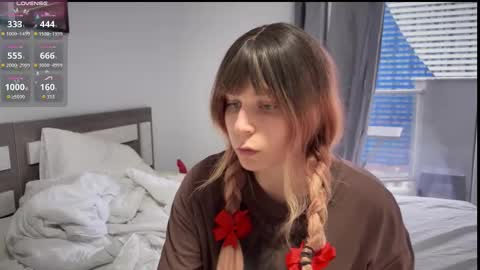Snapshot of shirayuki_hime chatting on 18, 9, 2025 Im Lilu Rosenblum Guys I have ----Ill be glad to see you there online show from 18, 9, 2025