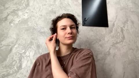 Call me Lilyth online show from 1, 2, 2026