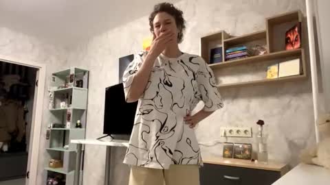 Call me Lilyth online show from 4, 2, 2026