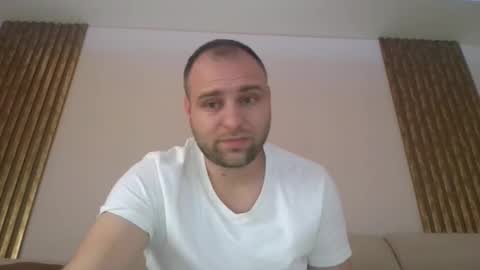 shmele_04 online show from 7, 10, 2025